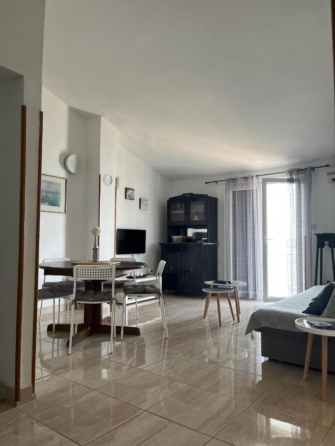 פודגורה Apartman Gabrijel מראה חיצוני תמונה